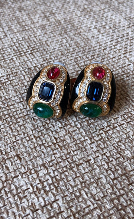 VINTAGE CABOCHON AND RHINESTONE ENCRUSTED EARRING